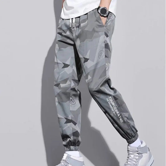 Camouflage Men Sport Pants Ice Silk Drawstring Elastic Waist Jogger Pants Pockets Plus Size Loose Daily Wear Sweatpants Trousers